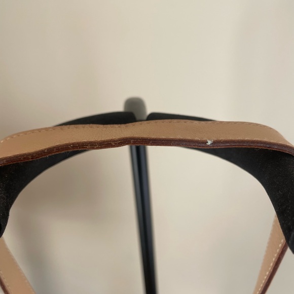 Gucci Beige Leather Shoulder Bag - Picture 7 of 16